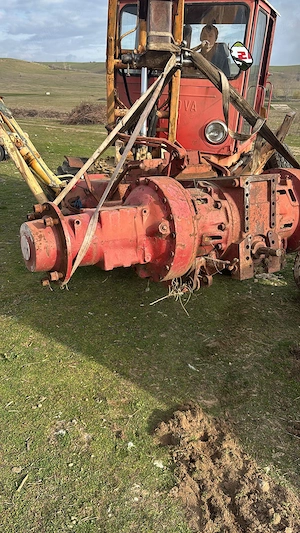 Vând tractor , plug și transmisie - imagine 3