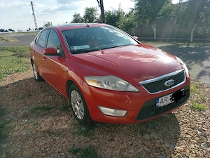 Vând sau schimb Ford Mondeo 