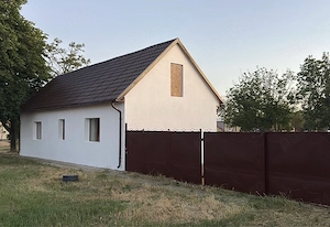 Casă complet renovată în Cruceni, comuna Foeni   Schimb cu apartament în Timișoara!