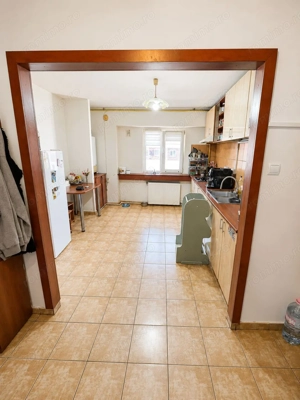 5 camere Cal. Martirilor Comision 0 - 110.000 Euro