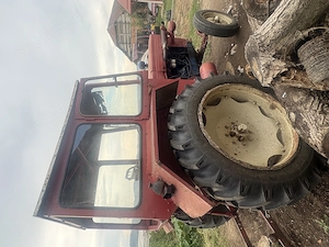 Vând tractor universal650 UTB659 - imagine 5