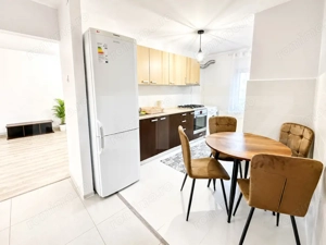 Apartament 3 camere, 90 mp, decomandat, 2 băi, zona Telegrafului