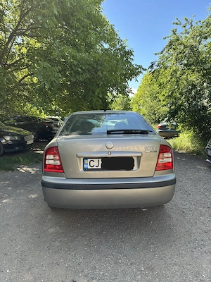 Skoda Octavia Tour 1.6 Benzina - imagine 7