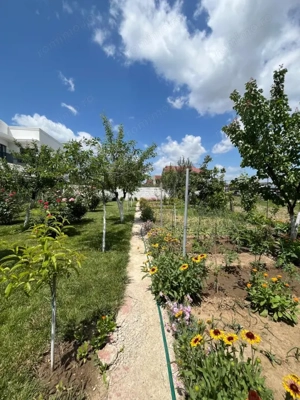 Casa impecabila P+1, 274 mp, cu 1128 mp teren si livada, zona Popoveni - imagine 2