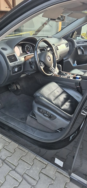 Vand Volkswagen Touareg  - imagine 4