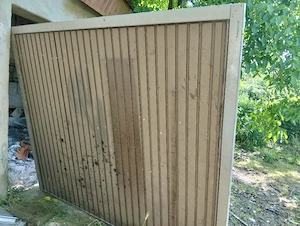 Poarta garaj rabatabilă.