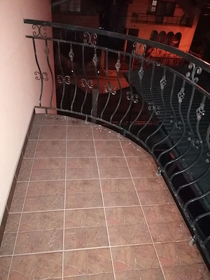 Inchiriez garsoniera zona marasti