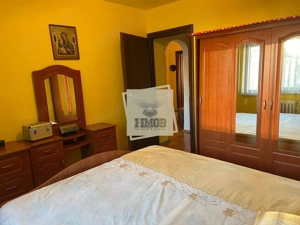 Apartament cu 3 camere decomandat cu balcon in Vasile Aaron - imagine 11