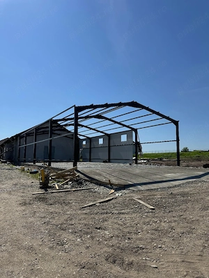 vand si confectionez hale si structuri metalice 