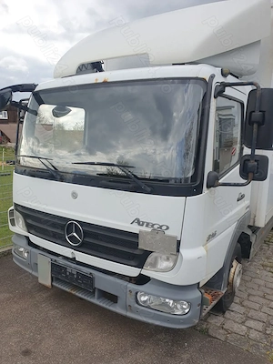 Vând Mercedes Atego 816 7,5 tone, cu lift
