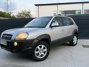 Hyundai Tucson 2.0CRDi - Propietar