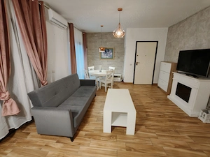 Apartament 3 camere închiriat 650 euro