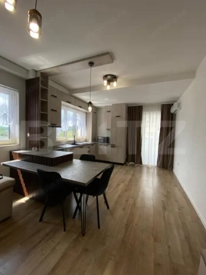 Apartament modern de închiriat în complex nou – balcon, parcare, complet mobilat