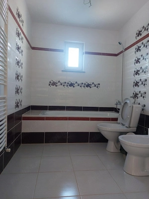 Casa in Marginea cu 4 camere de inchiriat  - imagine 9