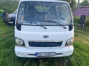 KIA 7locuri+benă 