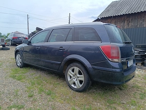Opel Astra h 2008,110 cai diesel ! Stare bună de funcționare,ITP nou ! - imagine 2