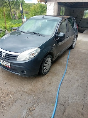 Dacia sandero benzina  - imagine 2