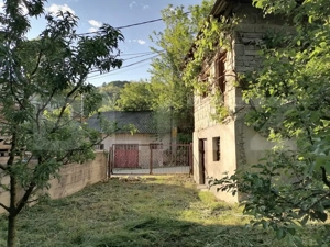 Casă la rRșu cu Livadă, Teren 1000 mp.  Gemenea Brătulești  - imagine 4