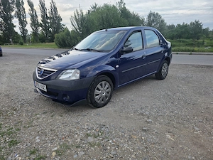 Dacia Logan 2007-Ambition Full -14 benzina -Euro 4. 900000km .Pret 1800 Euro - imagine 2
