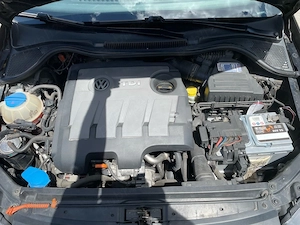 Vw Polo 1.6Tdi 2010 - imagine 10