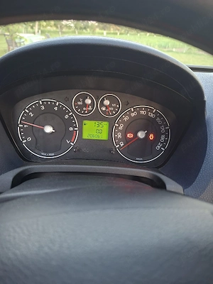 Vand Ford Fiesta 1.3 benzina an 2006 - imagine 3