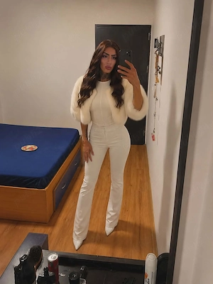 Karina Top transgender! XXL Stăpână ta 22cm - imagine 4
