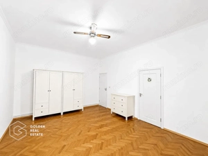 Apartament ultracentral, 2 camere, curte cu acces auto