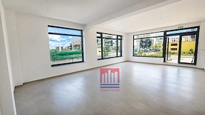  Spatiu comercial de închiriat - Maurer Villas  Brasov,  cartier Tractorul  - imagine 2