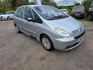 dezmembrez citroen xsara picasso facelift si nonfacelift orice piesa disponibila..orice motorizare