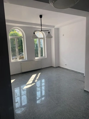Casa D+P+1+M 355 mp 9 camere M. Eminescu birouri clinica sediu firma - imagine 5