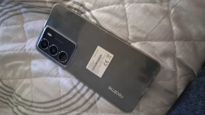 Realme si honor de vanzare