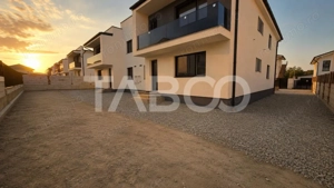 De vanzare casa 3 camere 2 bai 1 balcoane 2 parcari Lidl Arhitectilor