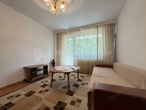 Apartament 3 camere, etaj intermediar - Bulevardul Saturn