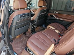 BMW X7 xDrive40i|Model M Sport Pro 2025|7 locuri|7678 km|Negru Carbon metalizat M  - imagine 3