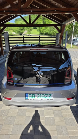 Vand Volkswagen E-Up! 2022  - imagine 2