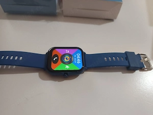 Vand smartwatch nou culoare negru roz și mov nou.