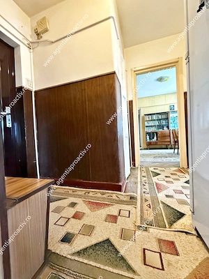 Apartament cu 3 camere zona centrală , stradal, intr-un bloc curat, 69.900 euro - imagine 6