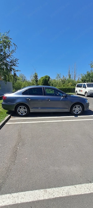 Vand vw jetta 1,2 benzina - imagine 5