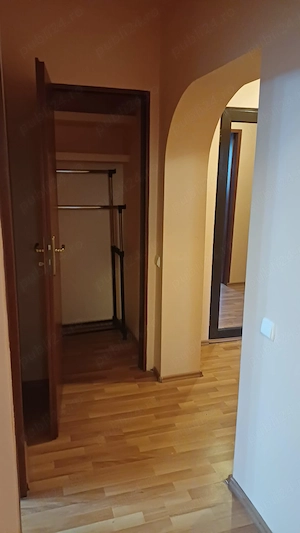 Persoană fizică | Decomandat 2 camere zona Gara Nicolina   - imagine 2