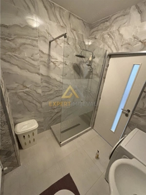 Apartament modern de  #238;nchiriat Revolution Residence - imagine 11