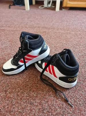Ghete Adidas Hoops Mid-High 3.0 marime 36 2 3