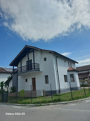 Vand casa în Calimanesti