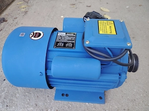 Motor electric asincron 220v, 4.8 kw ptr compresor 380 v