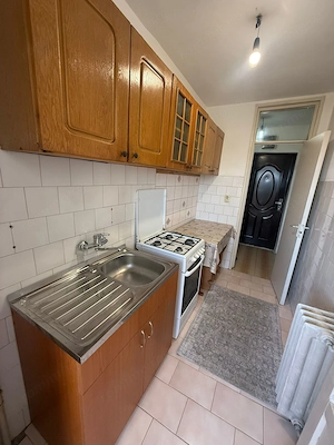 Apartament cu 1 camera etajul 1 Complexul Studentesc - imagine 2