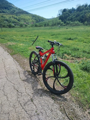 Vând bicicletă Caraiman 