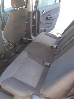 Vând Opel zafira 2007 - imagine 2