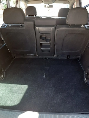 Vând Opel zafira 2007 - imagine 4