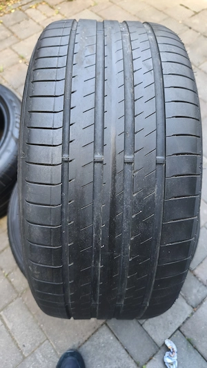 Anvelope vara 275/40/20