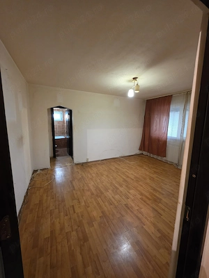 Apartament 2 camere semidecomandate 50 metri pătrați terasă la parter  - imagine 2