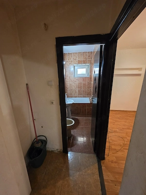 Apartament 2 camere semidecomandate 50 metri pătrați terasă la parter 